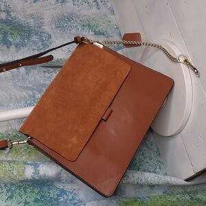 Camel tan Vintage crossbody adjustable strap new condition chain attachment
